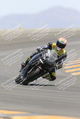 media/May-14-2023-SoCal Trackdays (Sun) [[024eb53b40]]/Turn 12 (1145am)/